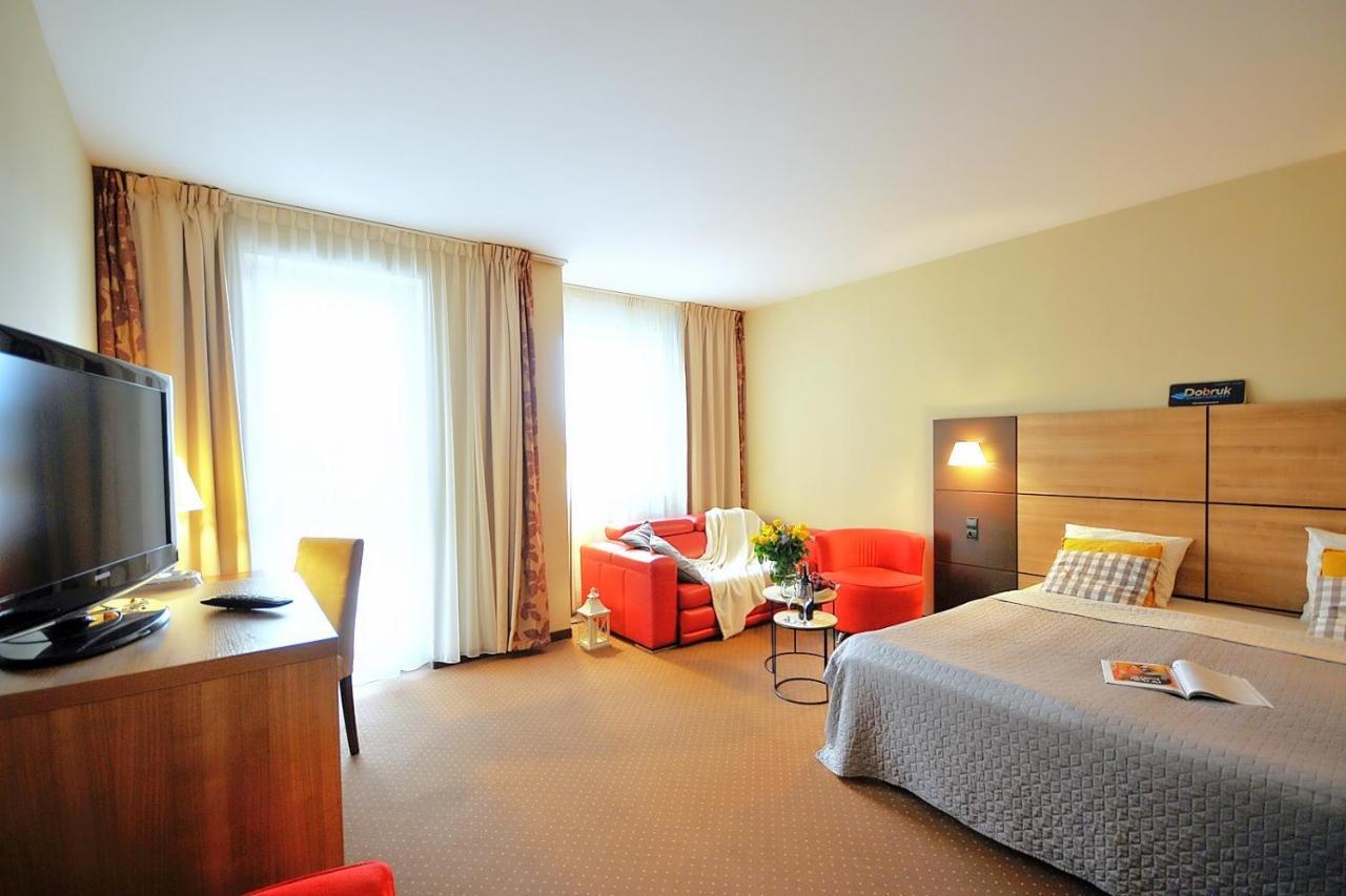 Apartament 200M Od Plazy Dobruk Apartamenty W Diwa Spa 4 Gwiazdki 科沃布热格 外观 照片